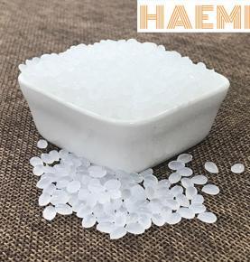 Hot melt adhesive pellets for air filter element folding line